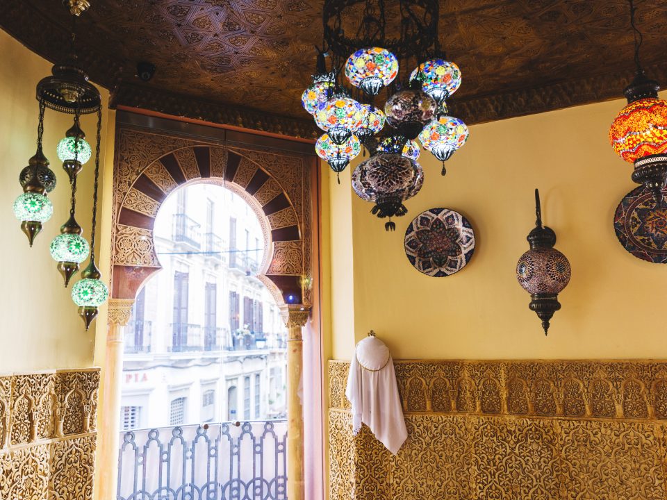 Gaya Desain Interior Rumah ala Timur Tengah Untuk Lengkapi Ramadan