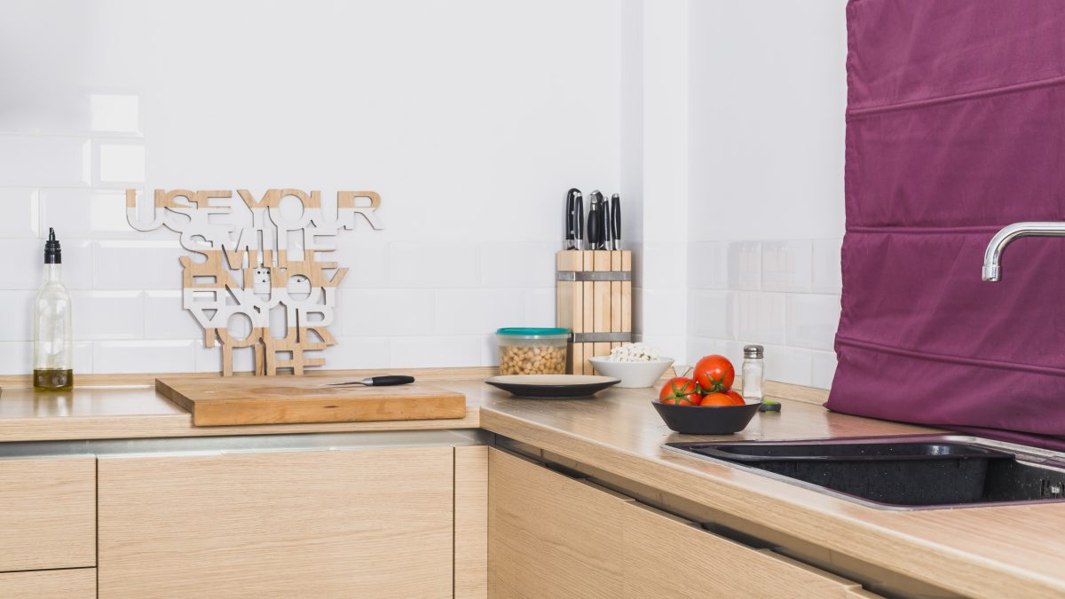 Kitchen Set Minimalis Untuk Solusi Dapur Sempit