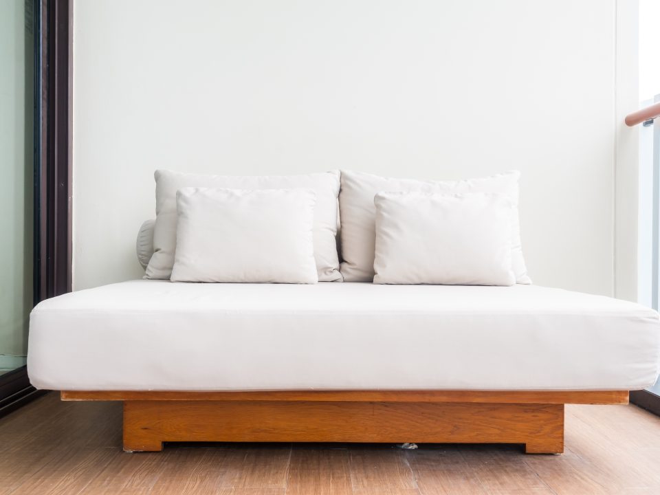 Tempat Tidur Dipan atau Tanpa Dipan, Kamu Tim yang Mana?
